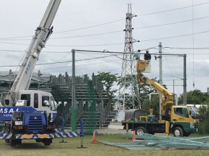 工場メンテナンス　バックネット撤去