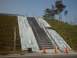 工場メンテナンス　階段工事