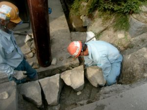 個人宅工事　石積