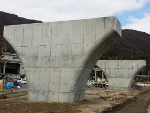 土木工事　橋脚