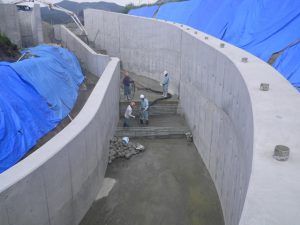 土木工事　大型水路