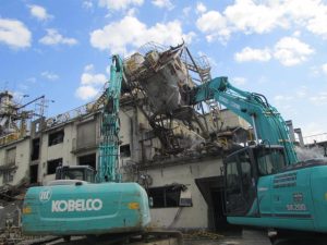 解体工事　工場解体